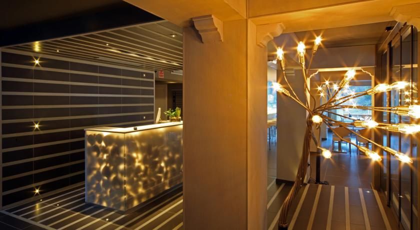 Xalet Bringue Hotel El Serrat Zewnętrze zdjęcie