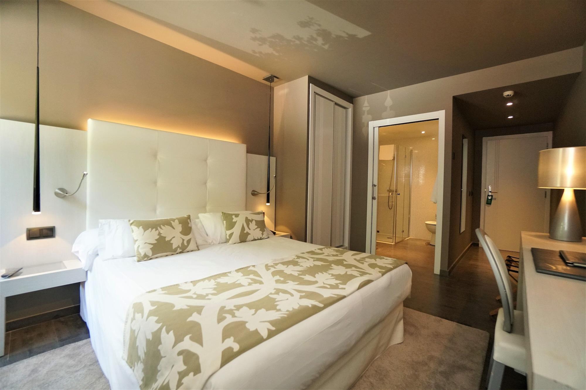 Xalet Bringue Hotel El Serrat Zewnętrze zdjęcie
