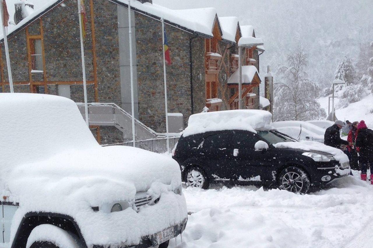 Xalet Bringue Hotel El Serrat Zewnętrze zdjęcie